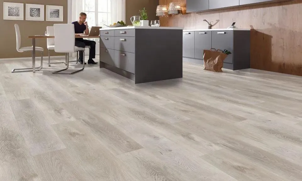 Hopewell Vinyl Plank Flooring (DY180HW08 - Fuzion)