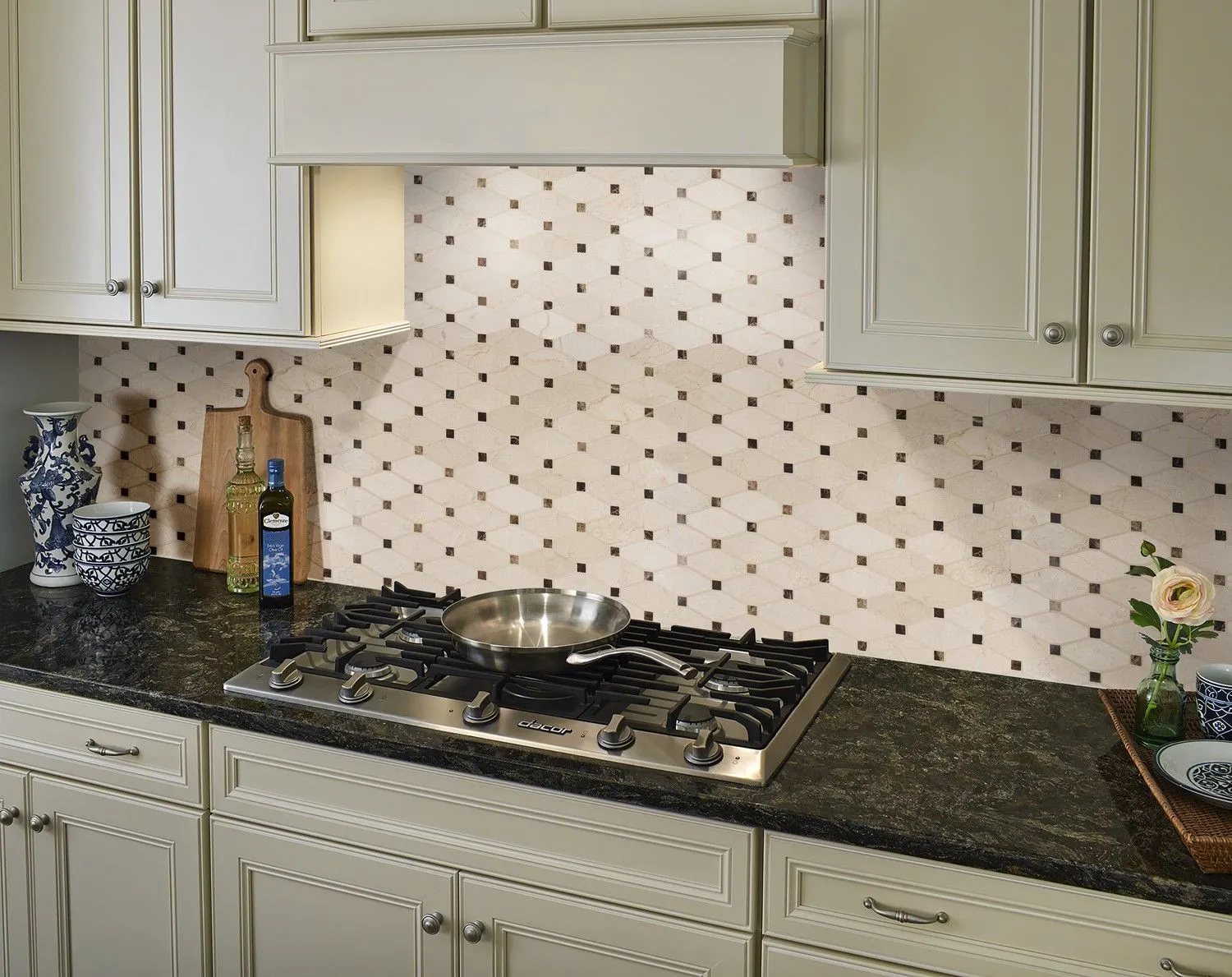 Hexagon Valencia Blend Beige Polished 12" x 13-1/2" SMOT-VALBLND-OCTEL10MM MSI Surfaces Hexagon Mosaic Tiles