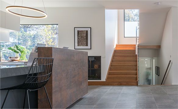 Modern Staircase Renovation in GTA Toronto, Oakville, Ottawa